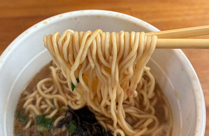 とんこつパラダイス 黒マー油豚骨