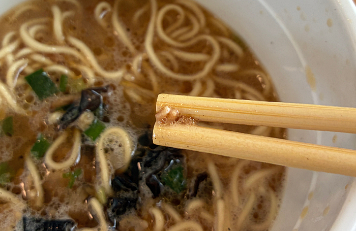 とんこつパラダイス 黒マー油豚骨