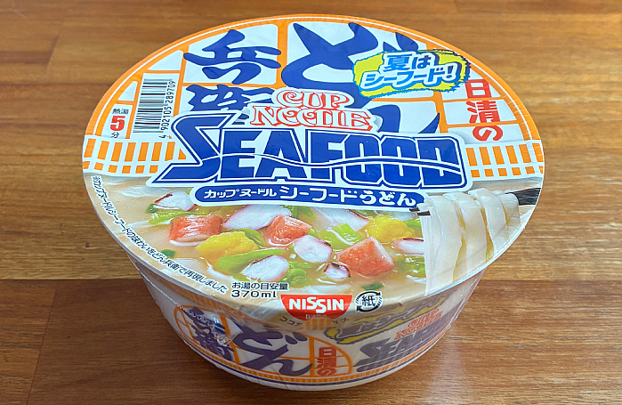 日清のどん兵衛 カップヌードルシーフードうどん」人気の味を
