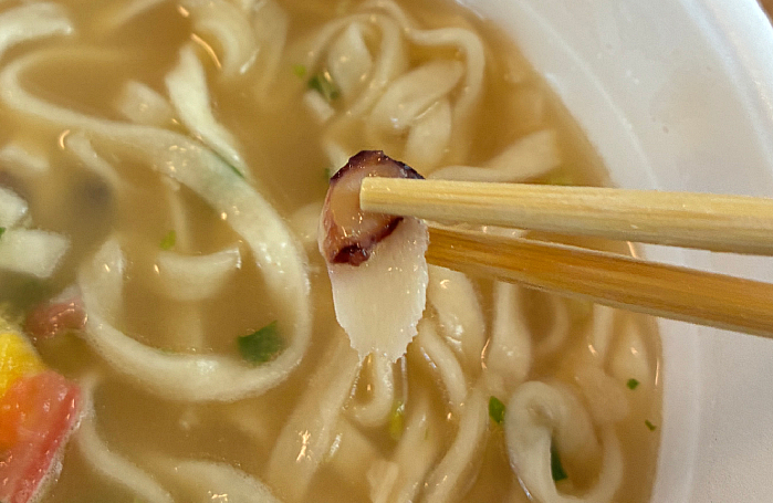 日清のどん兵衛 カップヌードルシーフードうどん
