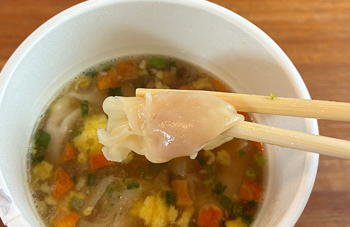 ホットワンタン しょうゆ味 復刻デザイン