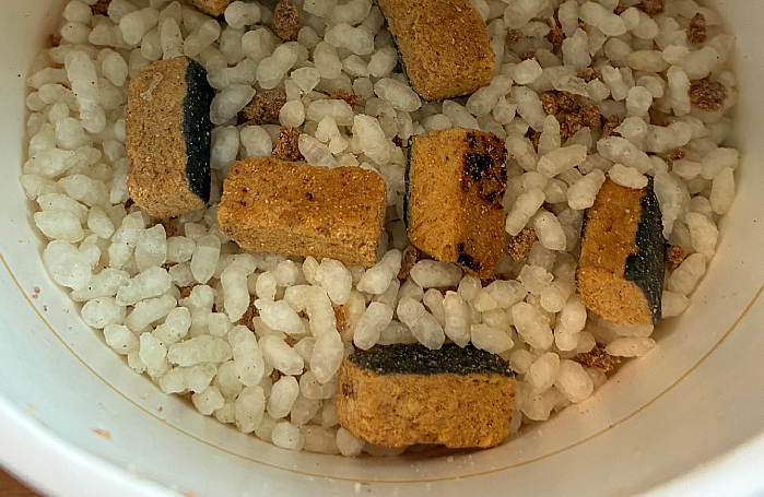 日清謎うなぎ丼