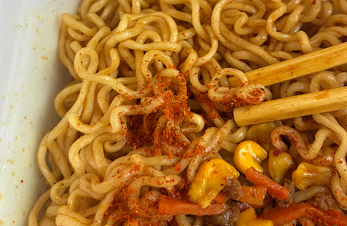 ペヤング スパイシーカレー味七味ガラム・マサラやきそば