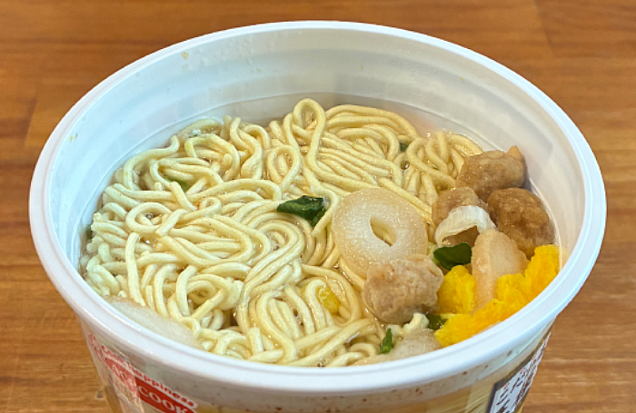 こだわる大人の王様スープ 山椒香る塩そば 炙りうなぎだし仕立て