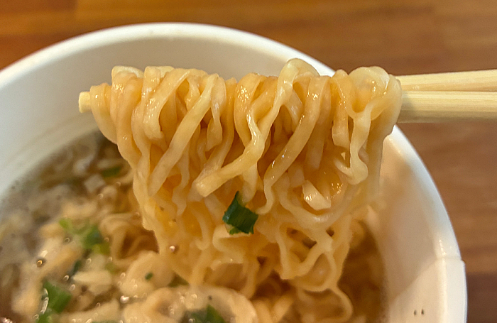 チキンラーメンビッグカップ レモンペッパーチキン味