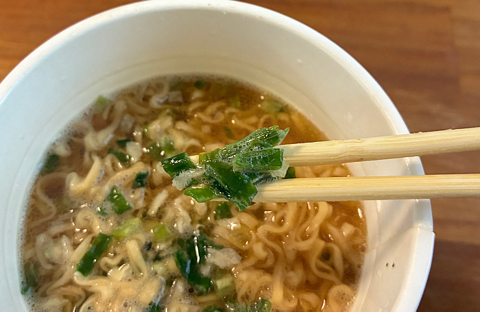 チキンラーメンビッグカップ レモンペッパーチキン味