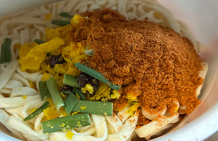 日清のどん兵衛 辛麺