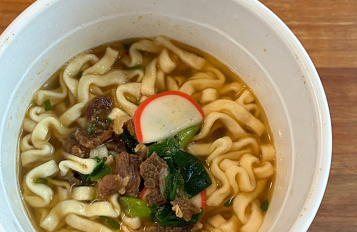伊吹いりこだし讃岐風うどん