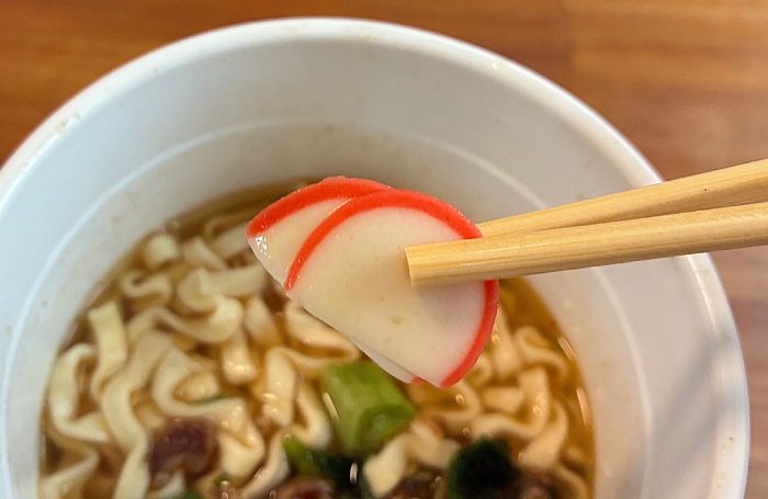 伊吹いりこだし讃岐風うどん