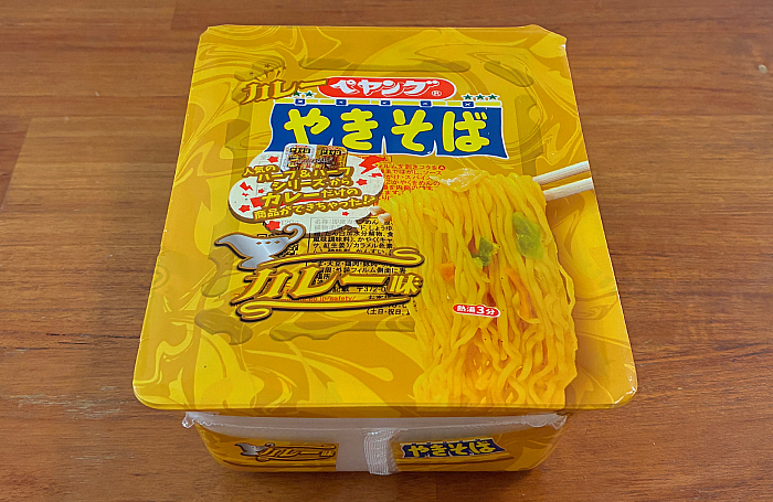 ペヤング カレーやきそば