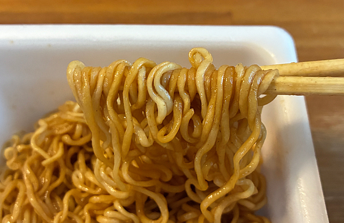 ペヤング しょうゆ油そば