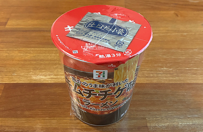 セブンプレミアム キムチチゲ味ラーメン