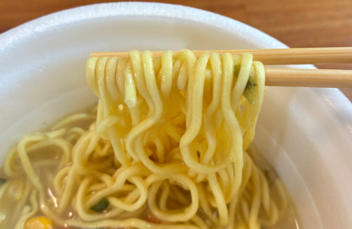 スーパーカップ1.5倍 北海道 コーン塩バター味ラーメン