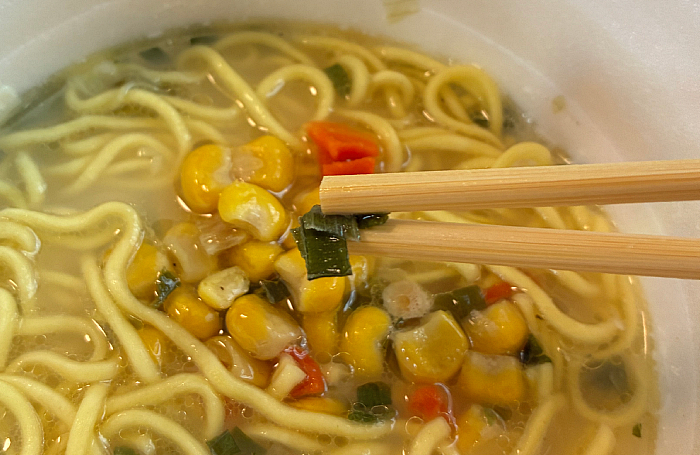 スーパーカップ1.5倍 北海道 コーン塩バター味ラーメン