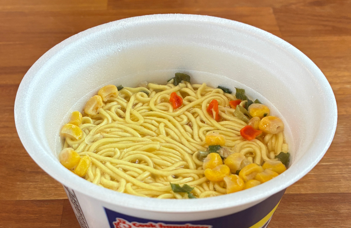 スーパーカップ1.5倍 北海道 コーン塩バター味ラーメン