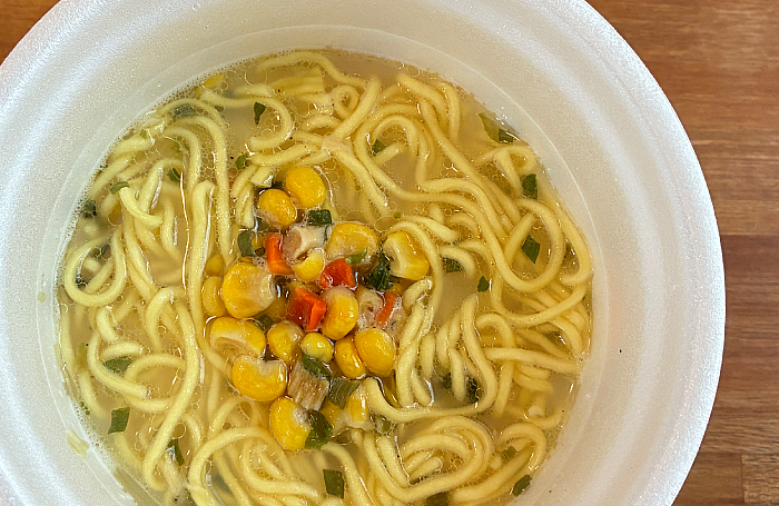 スーパーカップ1.5倍 北海道 コーン塩バター味ラーメン
