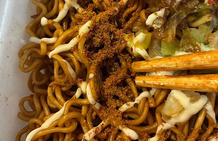 一平ちゃん夜店の焼そば 30種のスパイス香るソース味