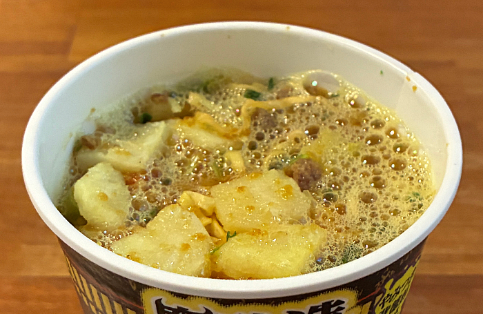 魔改造カップヌードル カレー