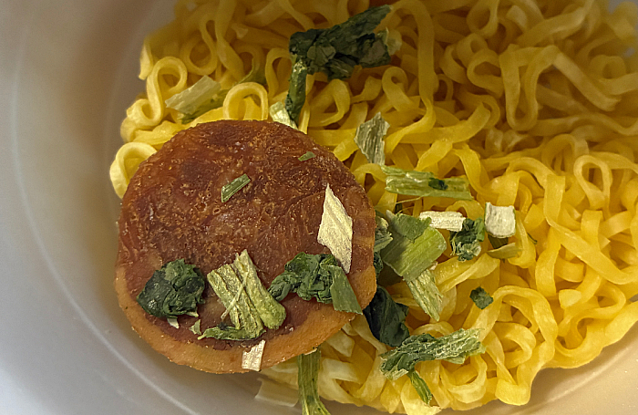 別格麺神 横浜家系豚骨醤油