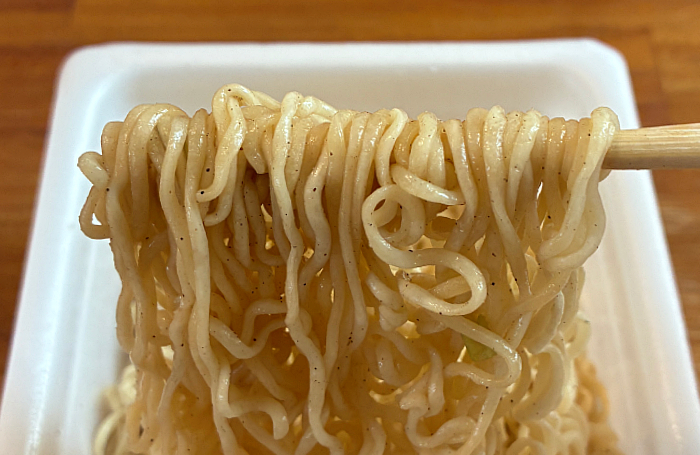 ペヤング 牛タンねぎ塩味やきそば