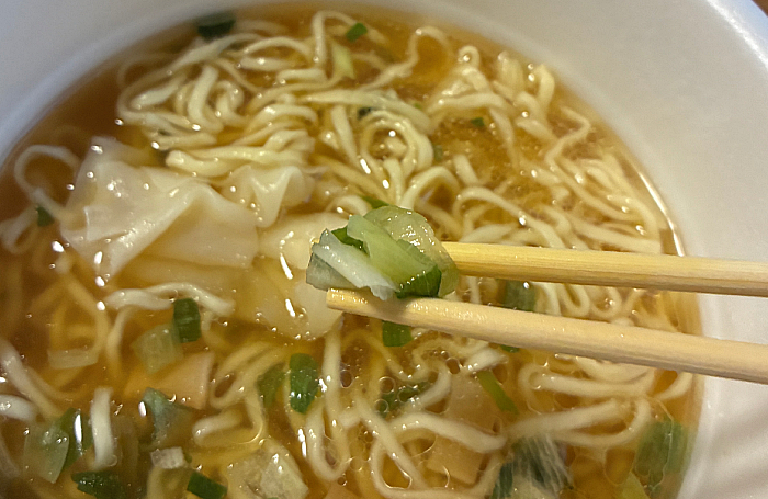 マルちゃん正麺 カップ ワンタン中華そば