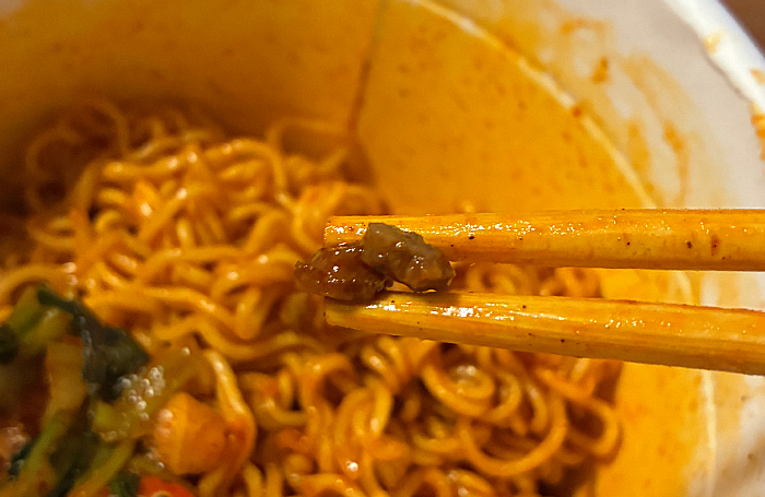 辛ラーメン焼きそば トムヤムクン カップ