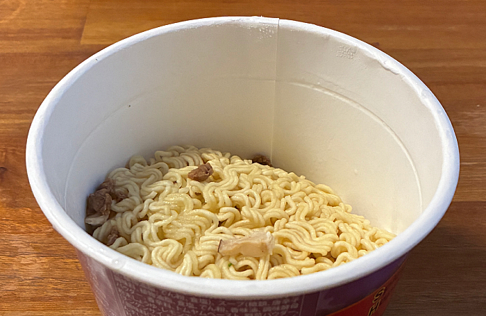 辛ラーメン焼きそば トムヤムクン カップ