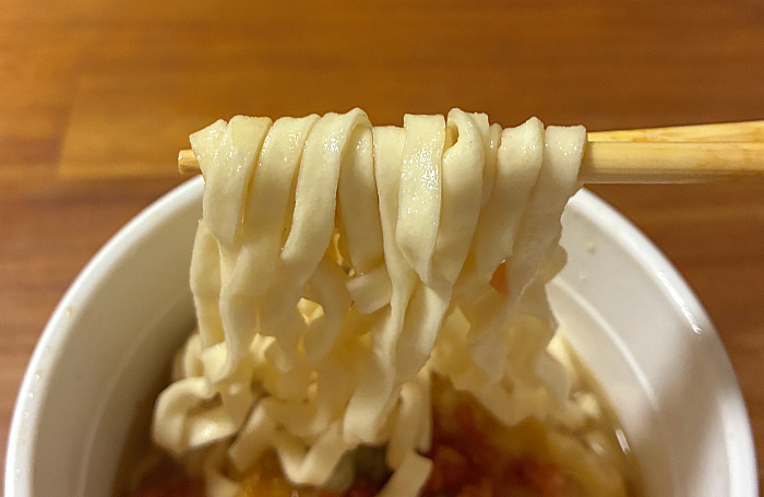 マルちゃん 赤いたぬき天うどん たぬきざんまい