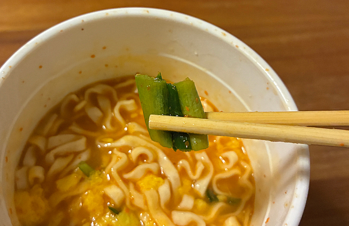 あさりとキムチ味チゲうどん