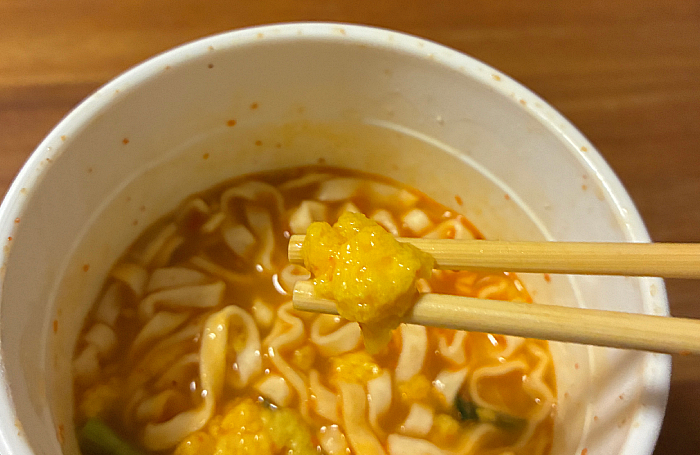 あさりとキムチ味チゲうどん