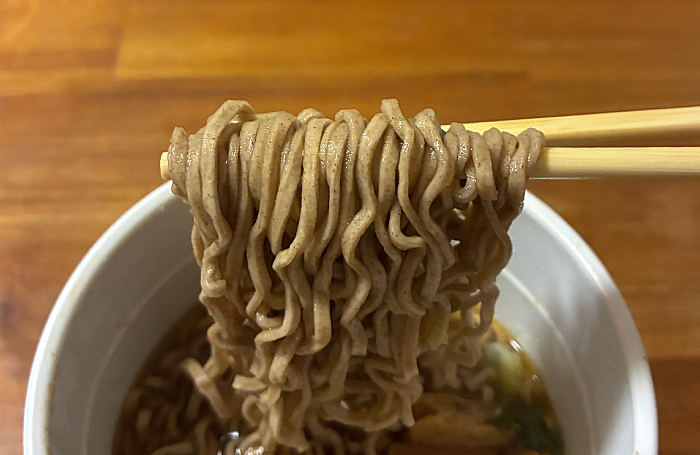 ファミマル だしの旨み鴨だしそば