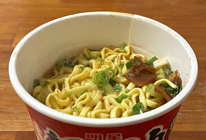 麺神カップ 生姜醤油味