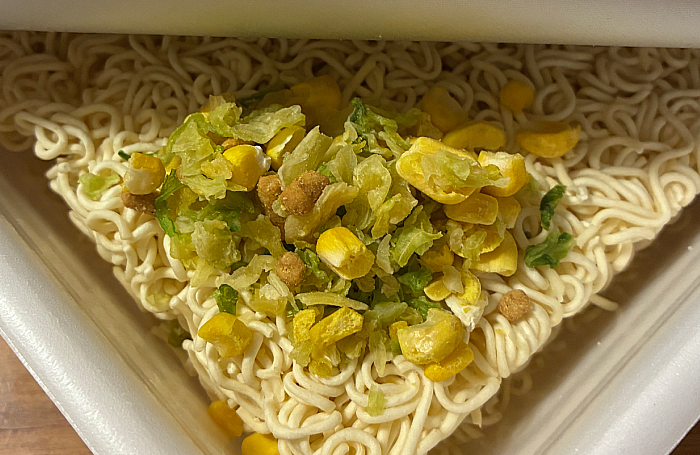 ペヤング 甘辛味噌醤油やきそば