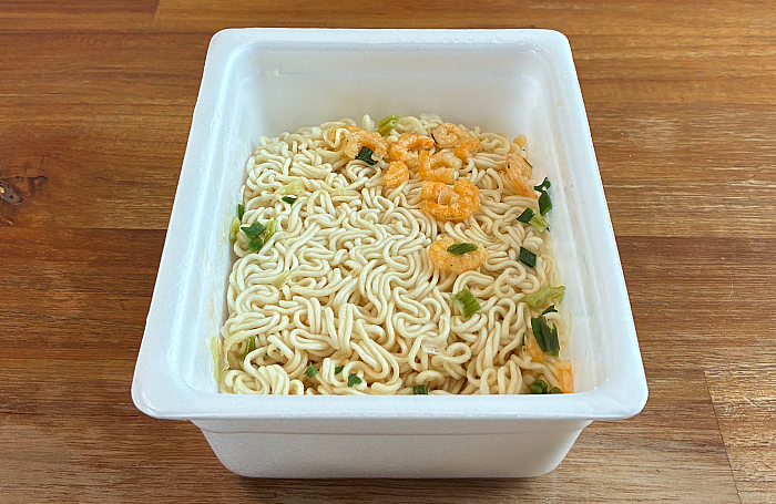 ペヤング チリチリエビチリ風やきそば