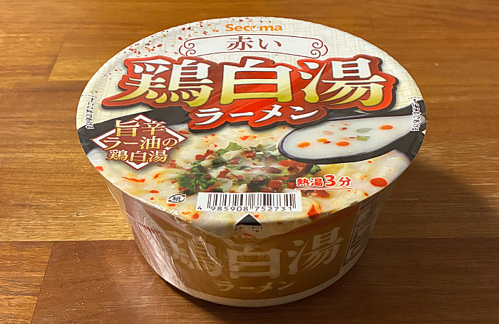 セイコーマート 赤い鶏白湯ラーメン