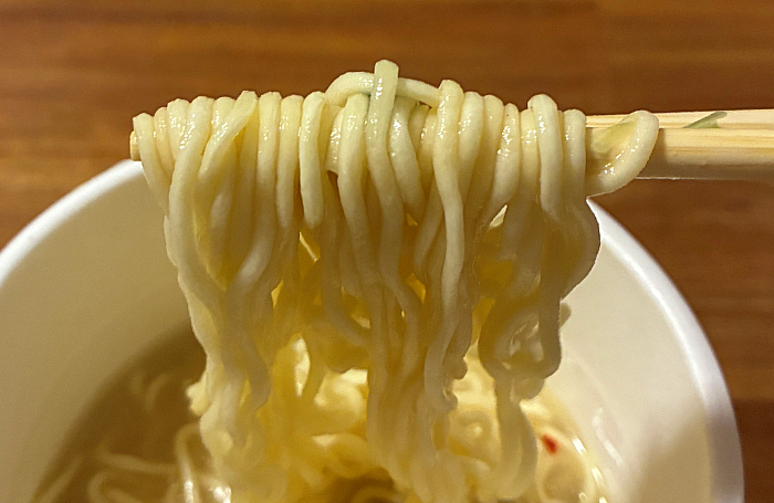 千年こうじや監修 八海山酒粕仕立て 鶏塩白湯ラーメン
