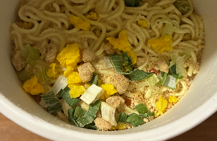 千年こうじや監修 八海山酒粕仕立て 鶏塩白湯ラーメン