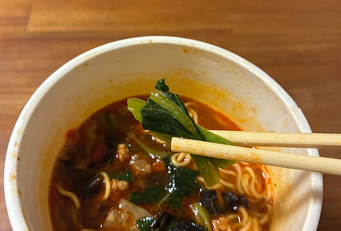 明星 Asian Hot 麻辣湯麺