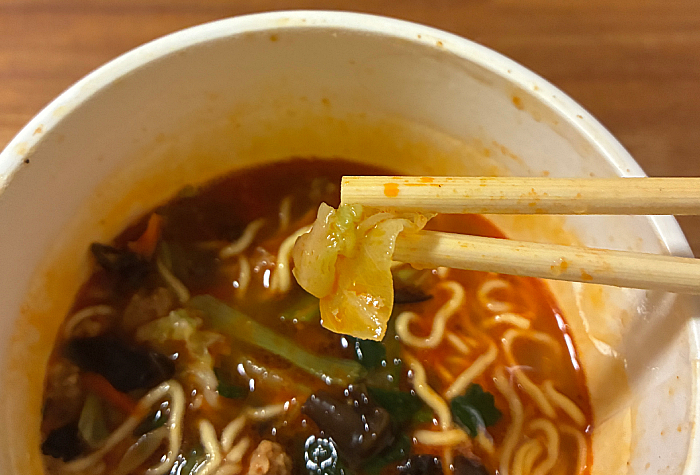 明星 Asian Hot 麻辣湯麺