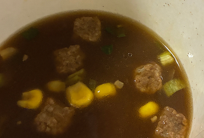 カップヌードル 謎肉ガーリックペッパー ビッグ