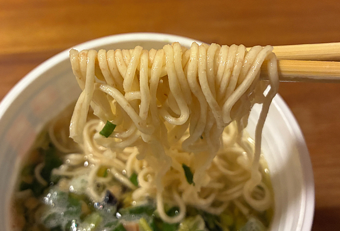 ホットエアー 7種のだしの鶏塩ラーメン