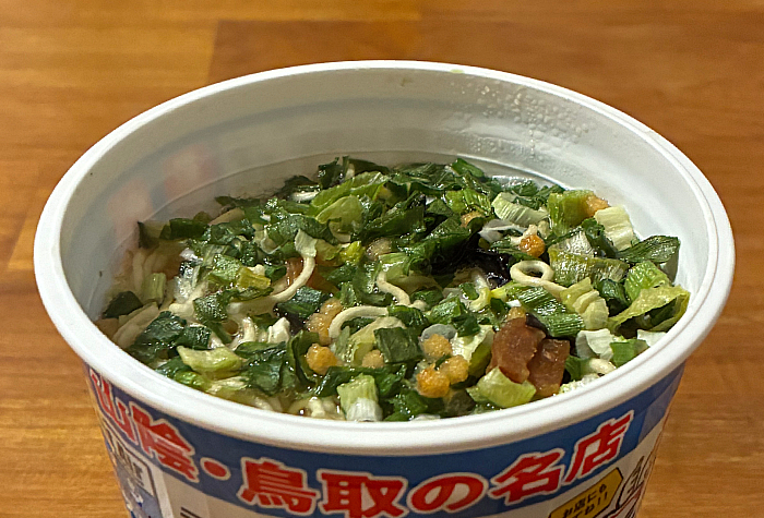 ホットエアー 7種のだしの鶏塩ラーメン