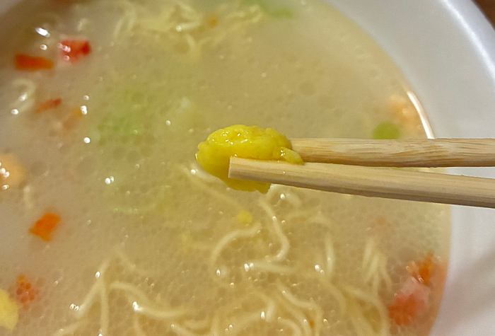 宝鐘マリン監修 シーフード豚骨ラーメン