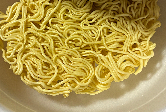 宝鐘マリン監修 シーフード豚骨ラーメン