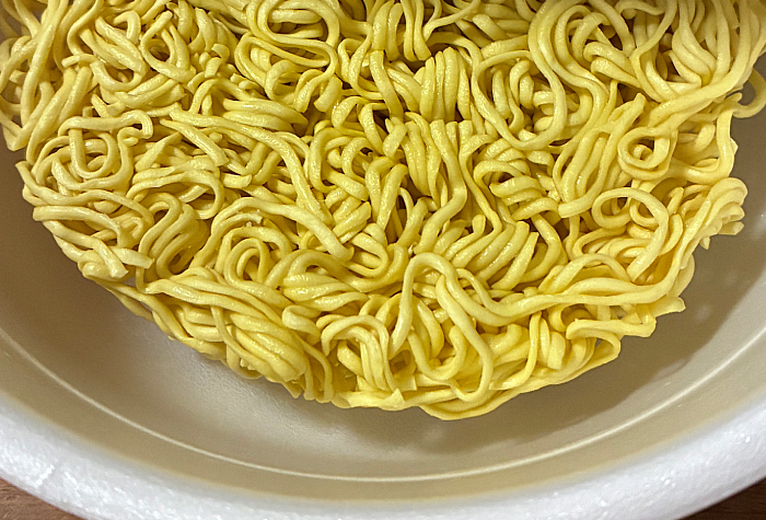 宝鐘マリン監修 旨辛ラーメン