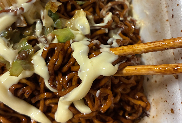 Netflix ブラック豚骨まぜそば