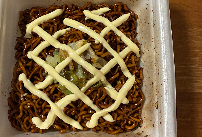 Netflix ブラック豚骨まぜそば