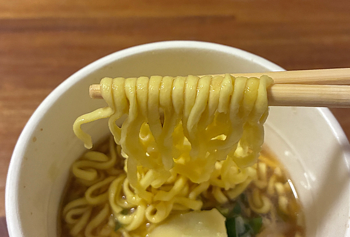 飲み干す一杯 ホタテだし醤油バター味ラーメン