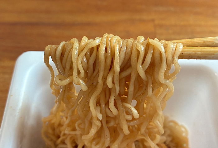 ペヤング 信州名物 駒ヶ根ソースかつ丼風やきそば