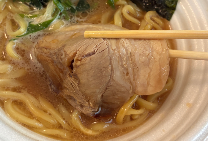 セブン 中華蕎麦 とみ田監修 家系ラーメン